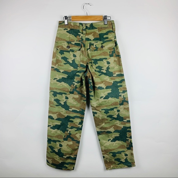 Free People Women's Remy Green Khaki Brown Camo Cropped Jeans - Picture 3 of 9